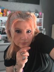 Nieznajomaa
